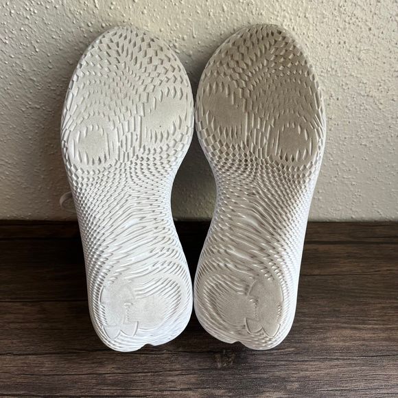 Under Armour Velociti Wind Flow Grey Athletic Running Shoes Womens Size 8.5 - Picture 5 of 7